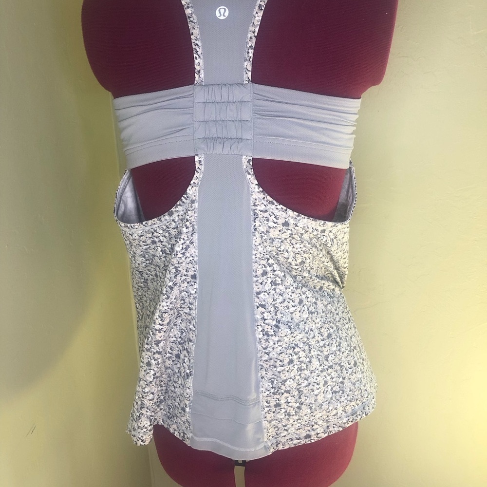 Lululemon Floral Built in Bra GUC sfpf home